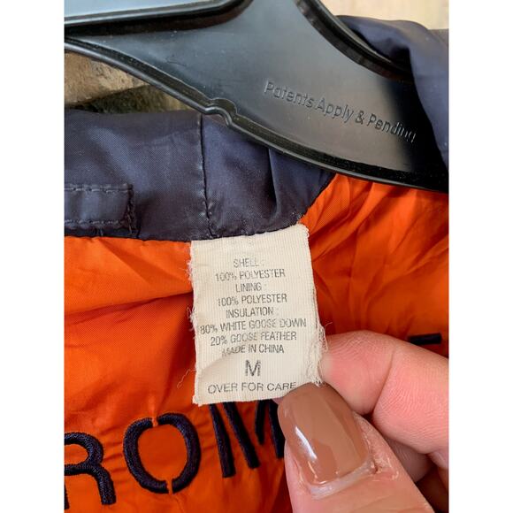 Abercrombie & Fitch Goose Down Hooded Vest-Size Medium - Picture 7 of 8